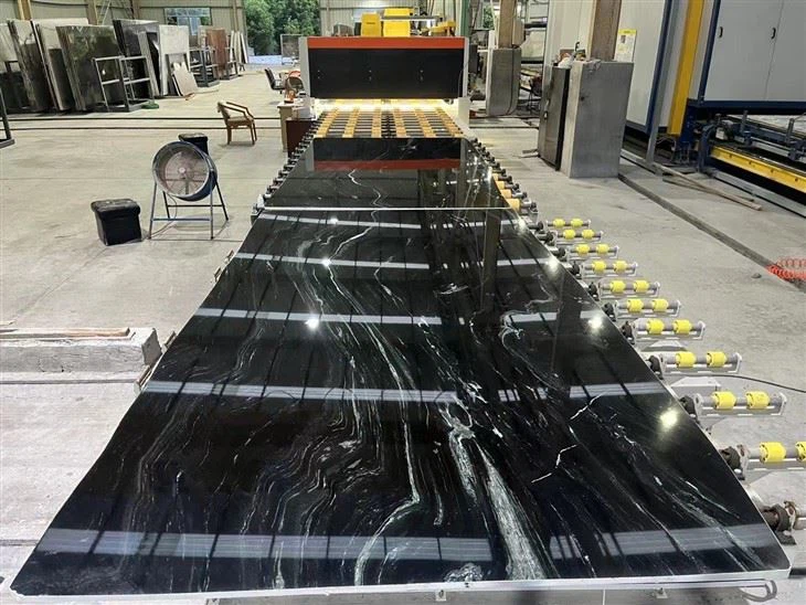 Brasilia Black quartzite book matched