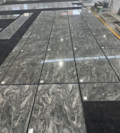 Kuppami roheline graniidist põrandakate